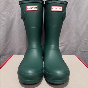 HUNTER Boots Women's Original Short Rain Boots in Hunter Green - Size US 6
